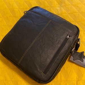JACK GEORGES LEATHER VOYAGER LARGE CROSSBODY BAG
